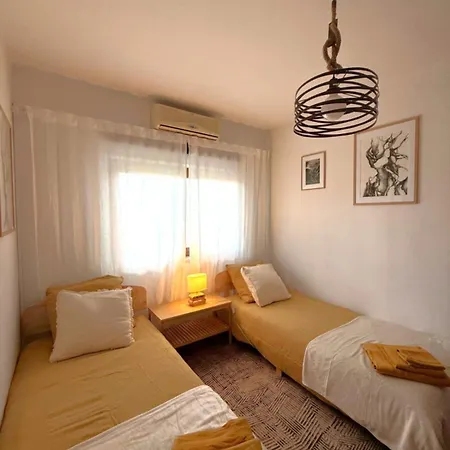 Of Arts Villa Corroios